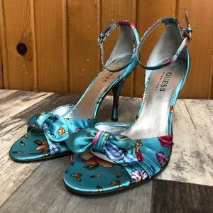 Guess gwtalia artsy floral ankle strap pumps 7.5